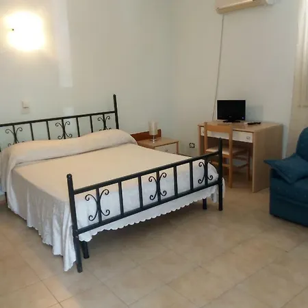 Delia Bed & Breakfast *